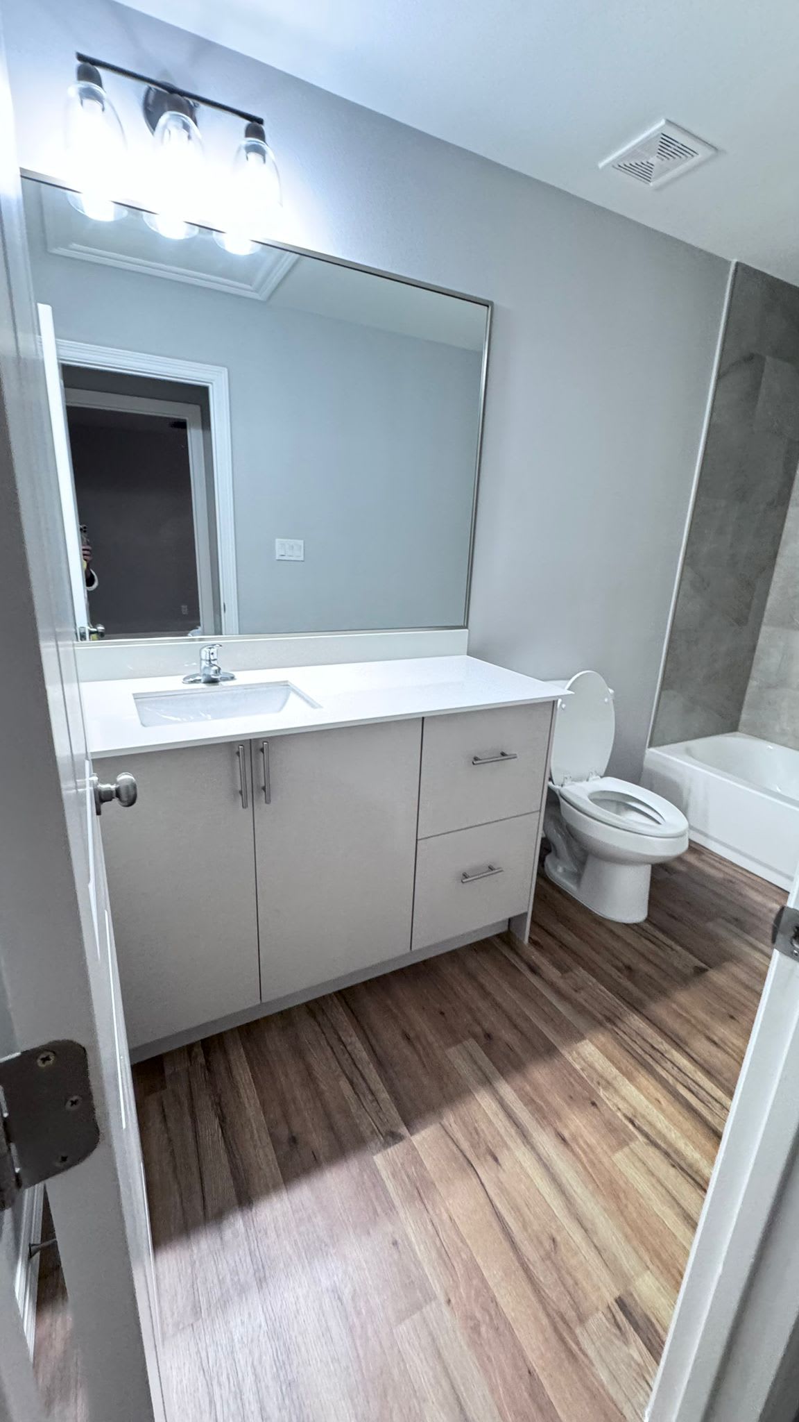 2204 Northridge Avenue 1 – photo 5