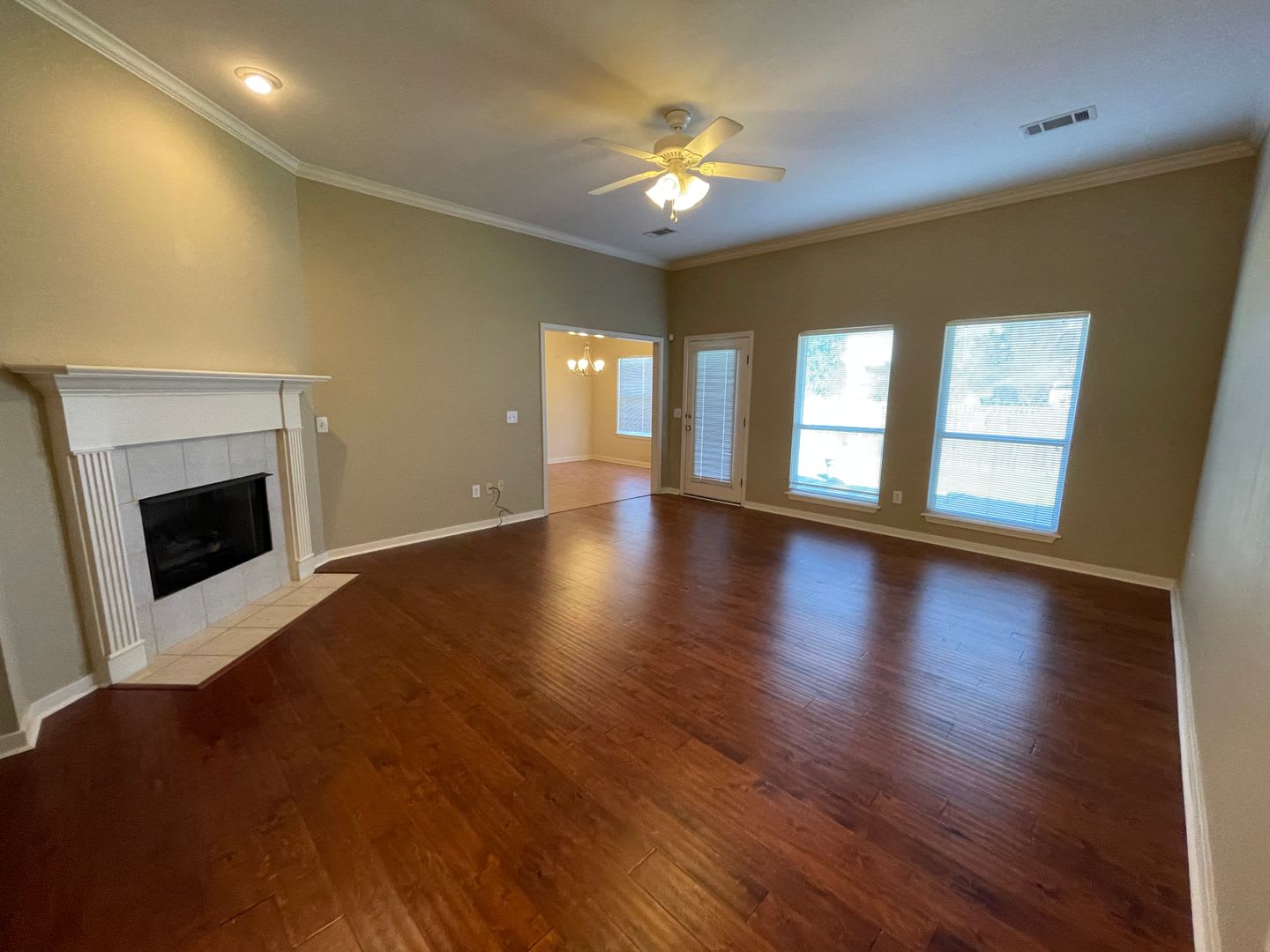 4 Bedroom 2 Bath Home In Clinton For Rent – photo 4