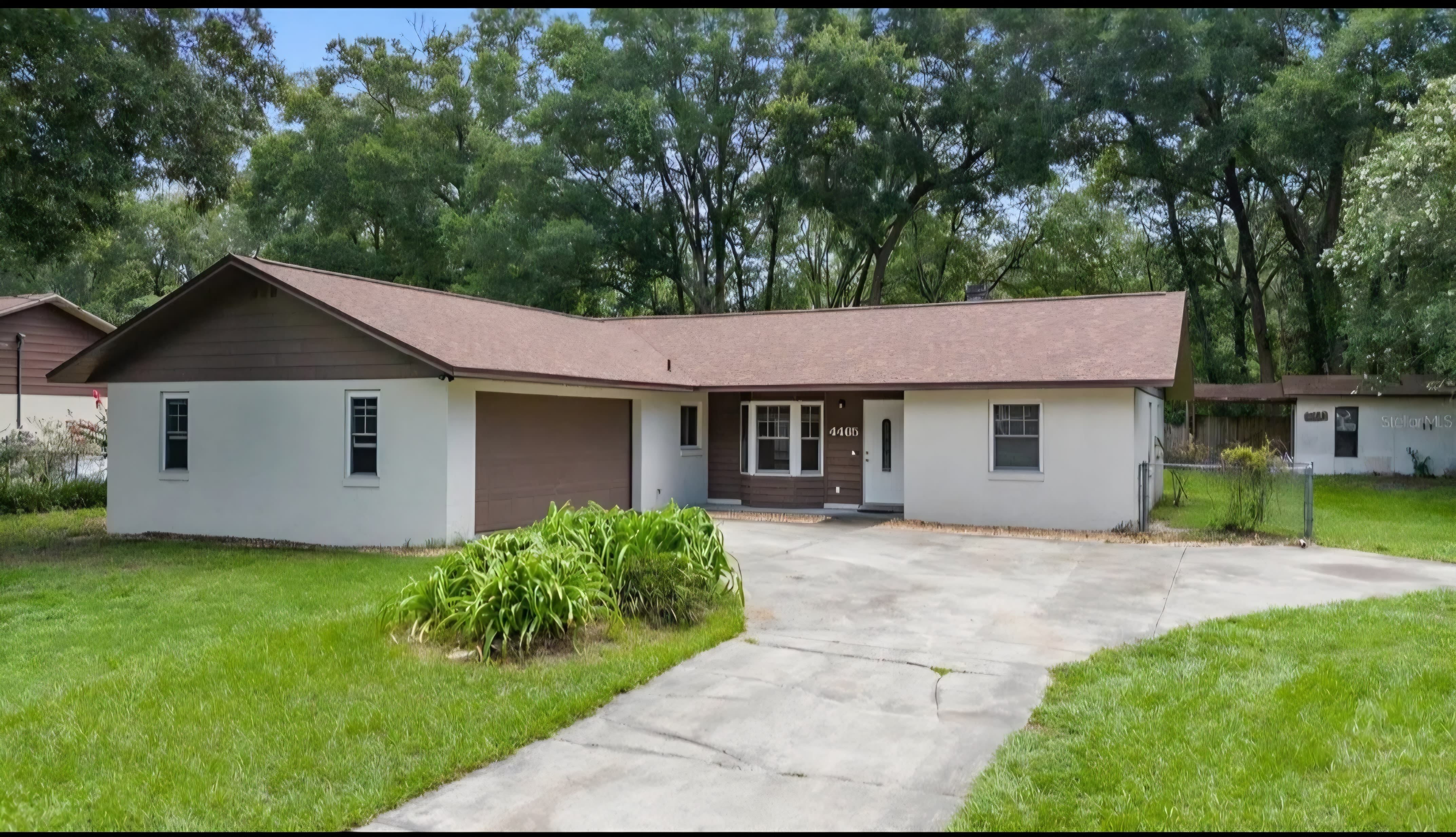 4465 Northeast 34Th Court – photo 1