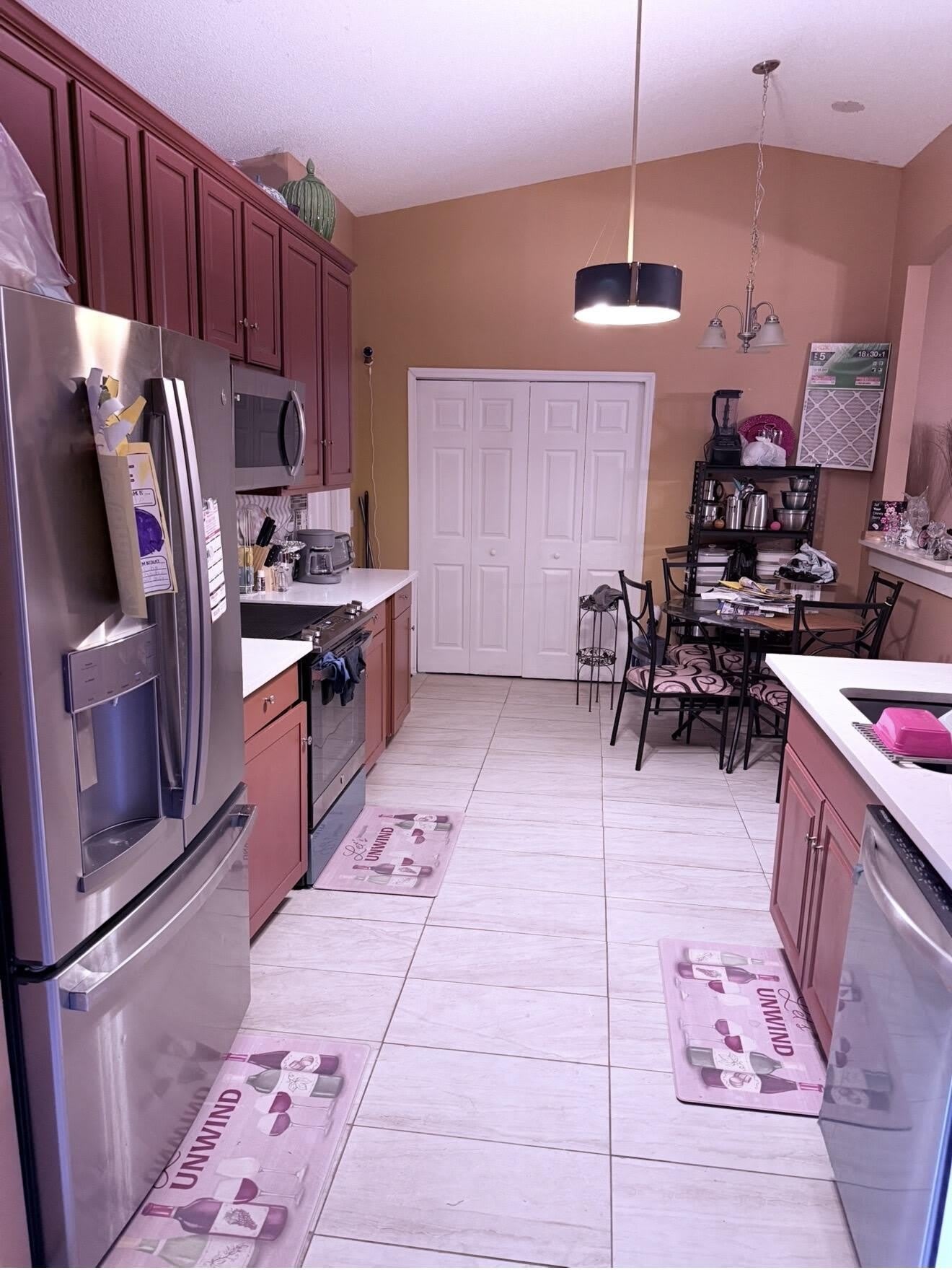 1886 Se Gifford Street – photo 3