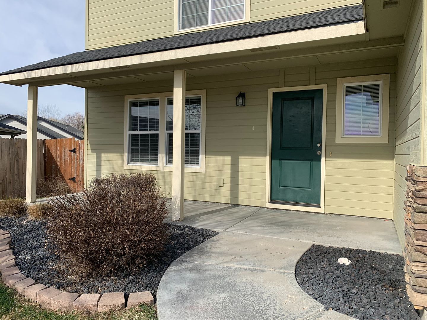 Perfect 3 bed 2.5 bath home in a quiet Middleton neighborhood. – photo 2