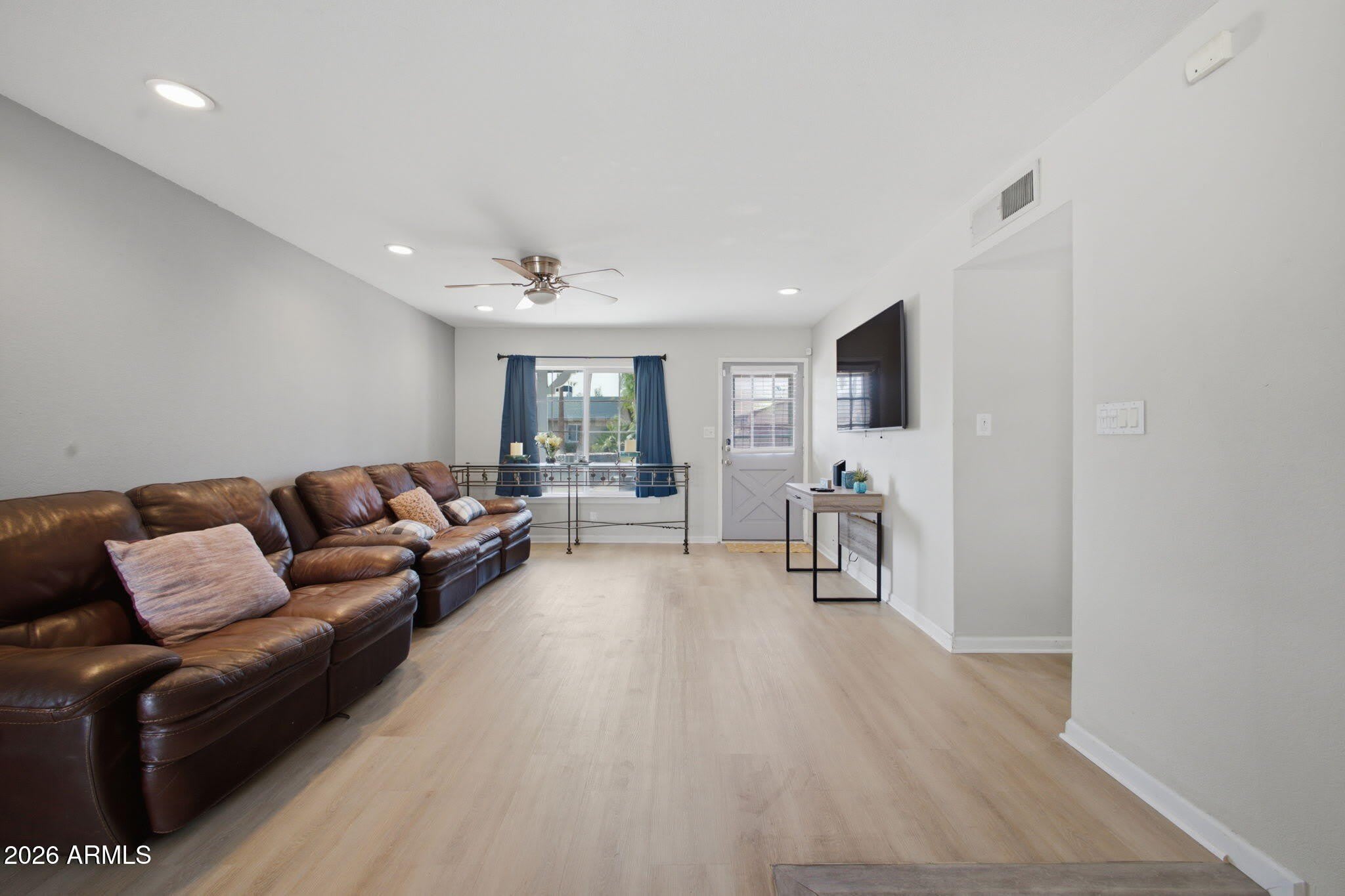 2329 E CONCORDA Drive – photo 5