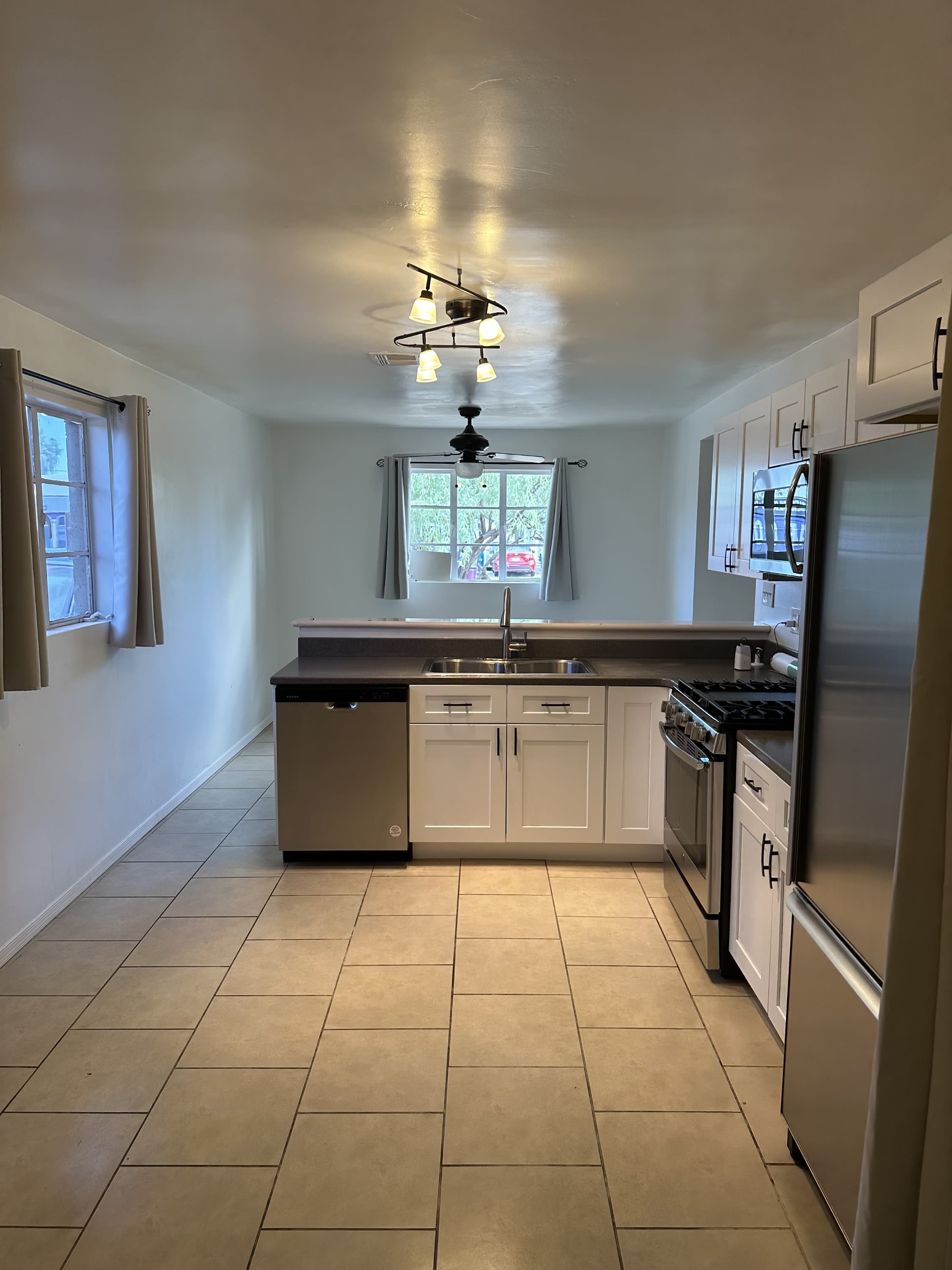 2942 W. Butler Drive – photo 5