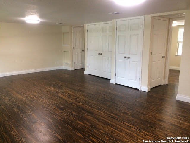 10515 Hillbrook – photo 4
