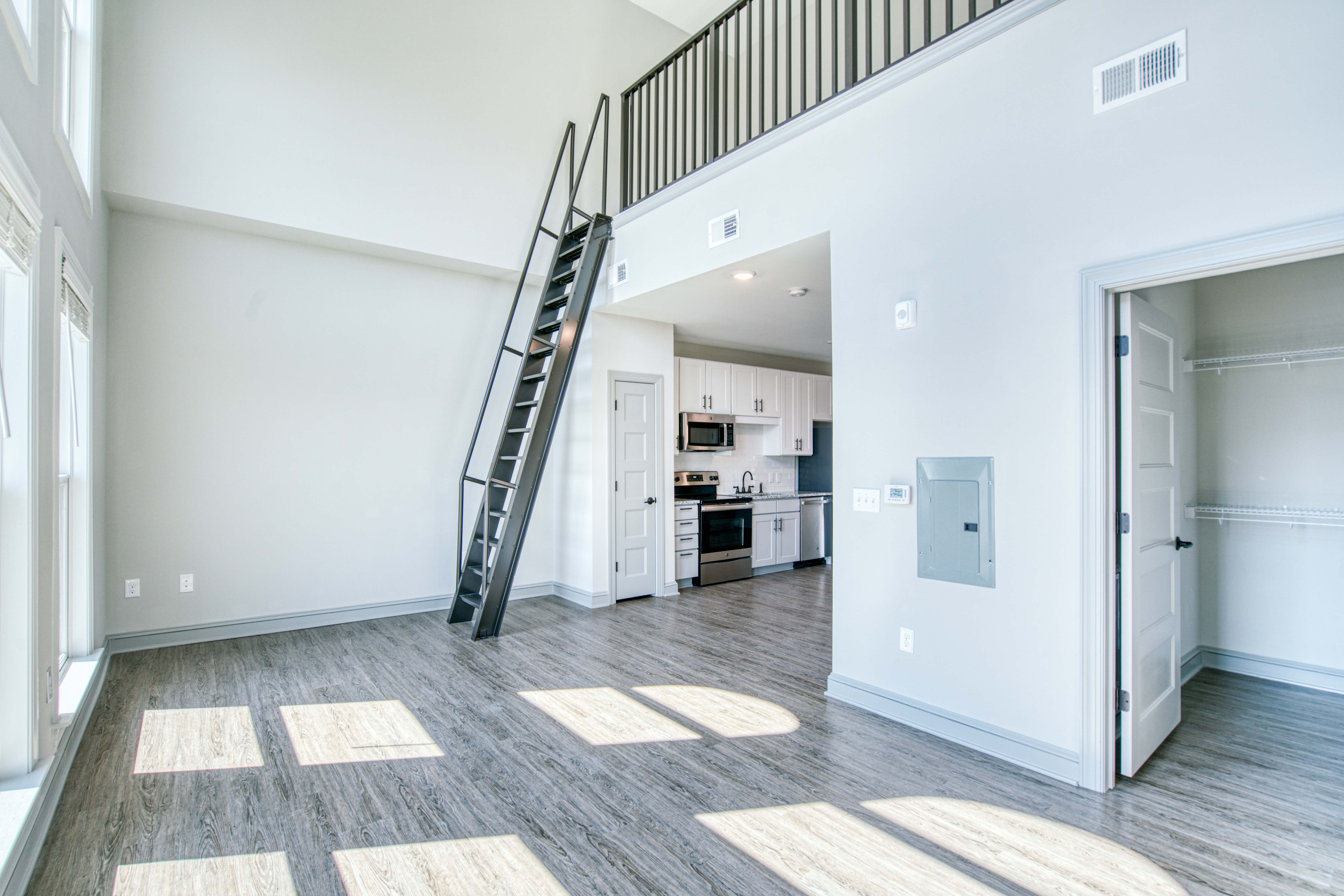 655 East Bay – photo 4