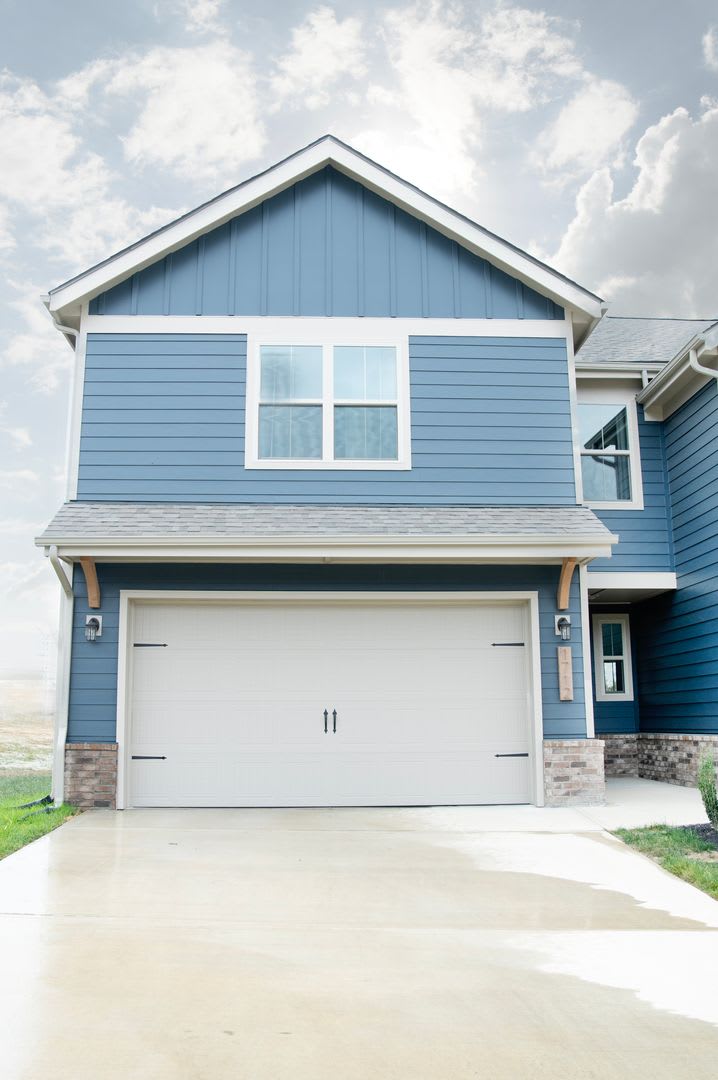 Beautiful 3bd townhome – photo 1
