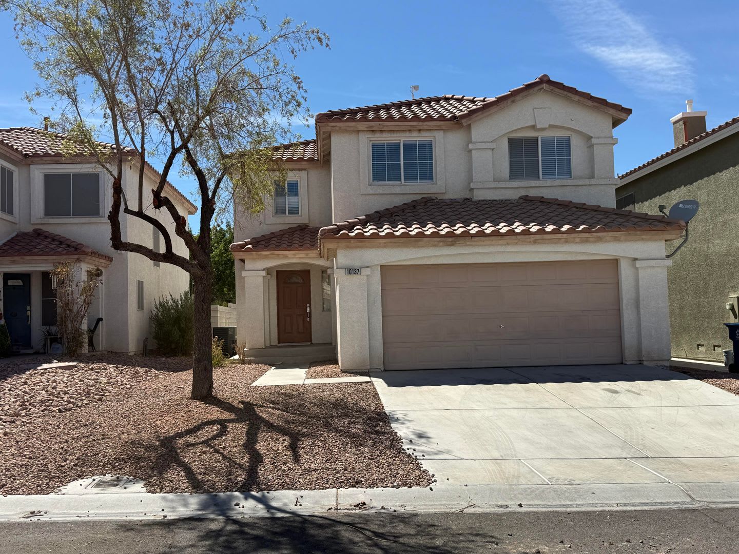 Beautiful Home in Silverado Ranch. – photo 2