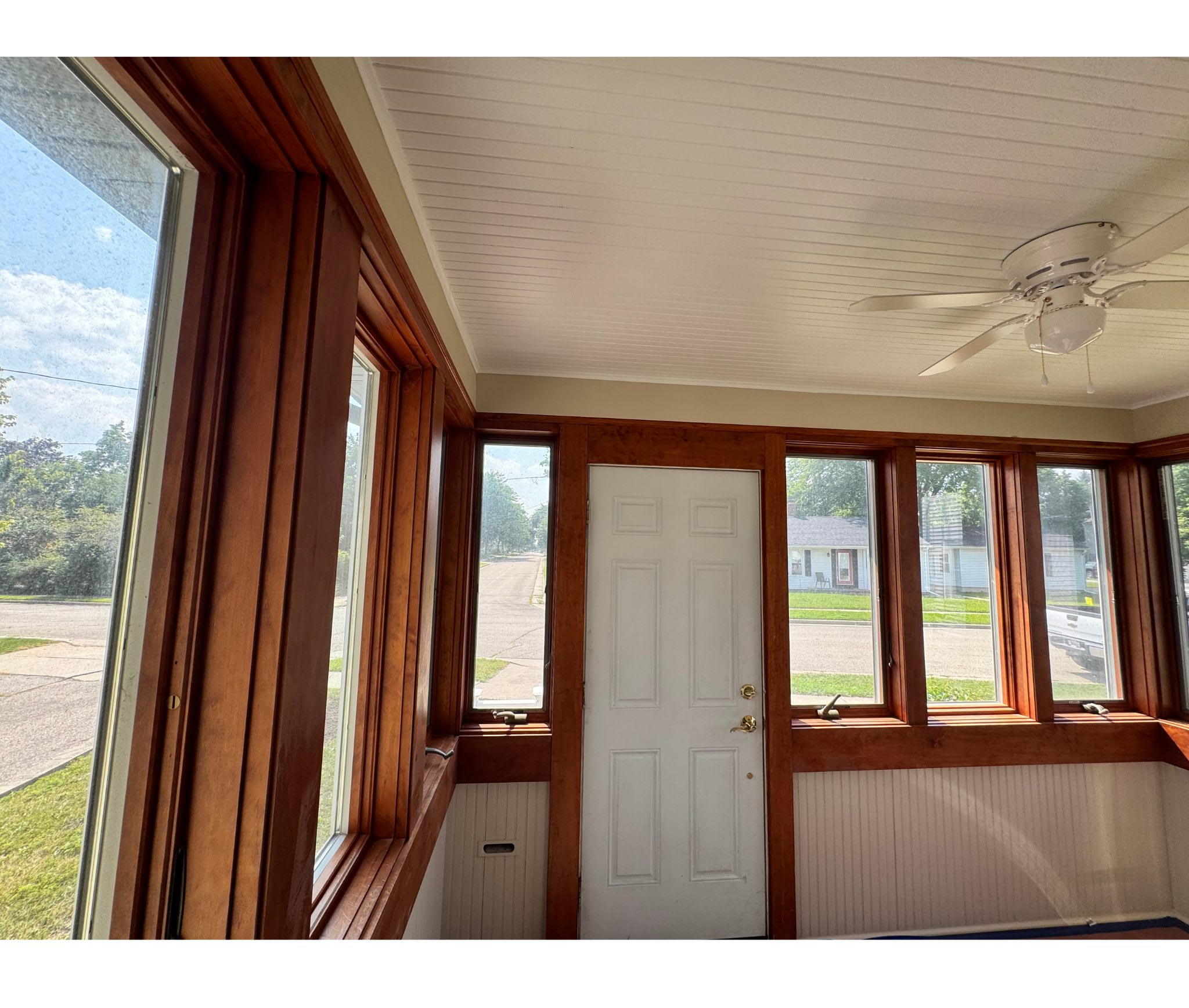 140 South Elmwood Avenue – photo 2