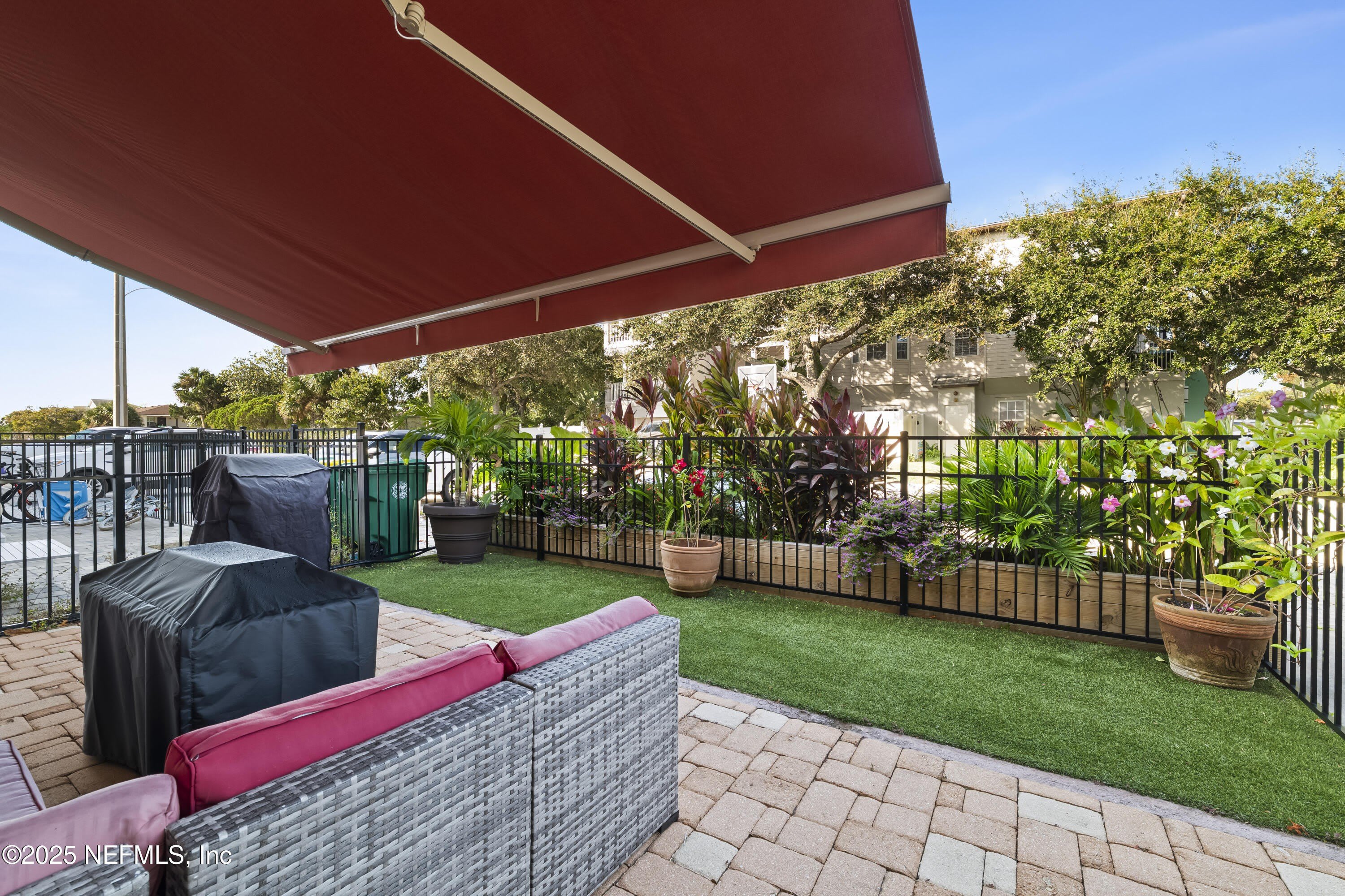 1417 4Th Street N – photo 4