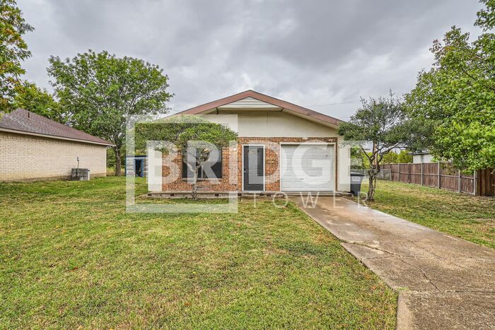 806 Prairie Creek Drive – photo 1