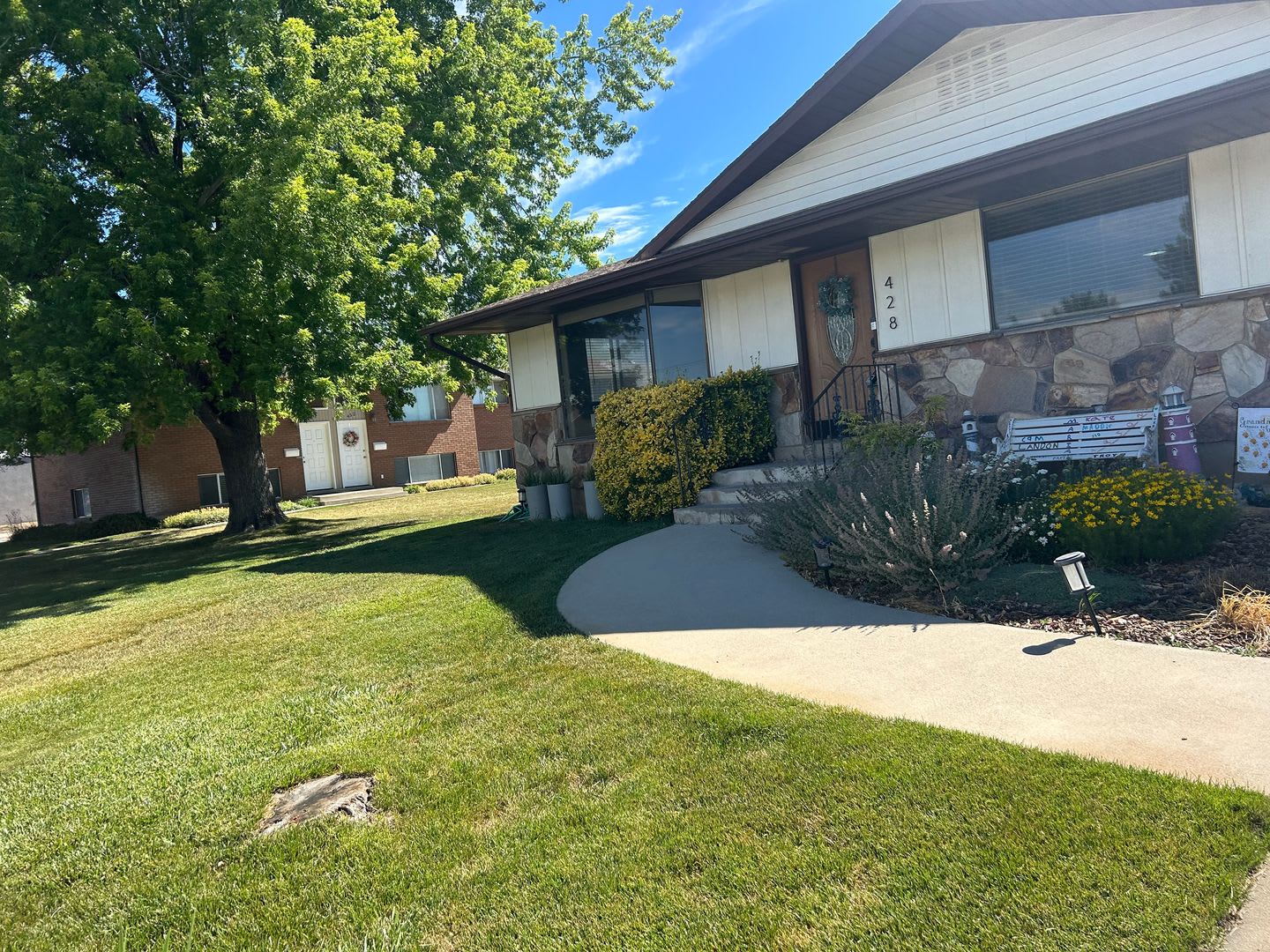 3 Bedroom 3 5 Bathroom In Orem – photo 1