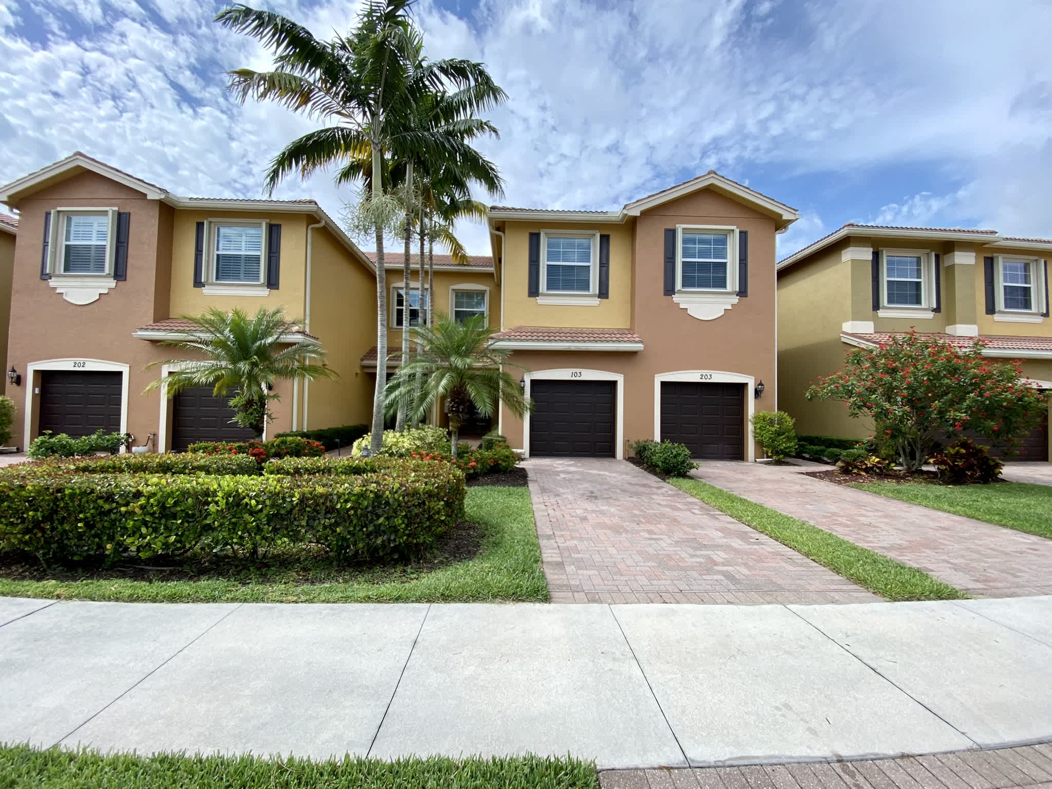 6525 Monterey Point 103 – photo 1
