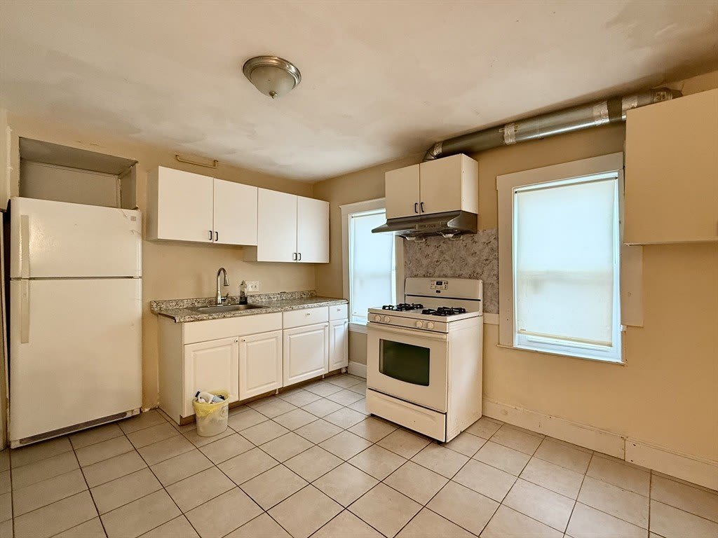 115 Elmwood Ave – photo 5