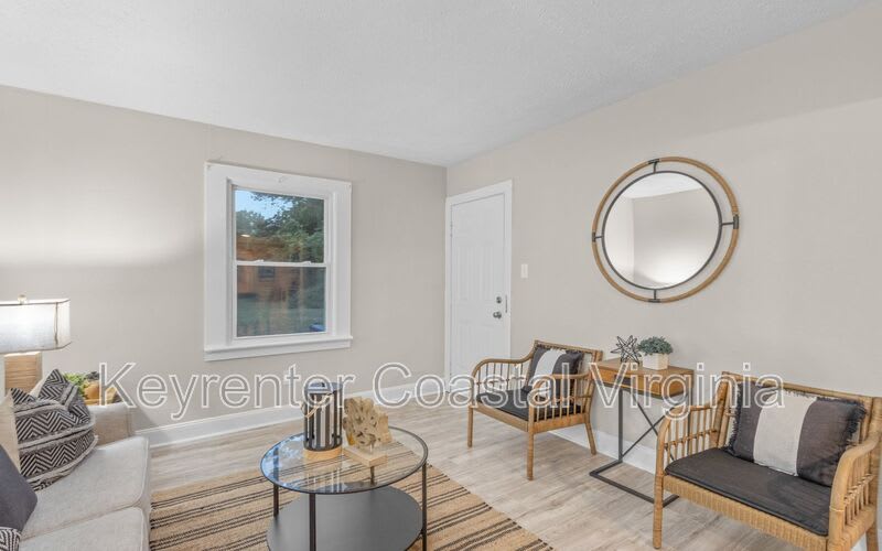 509 Ryland St. – photo 4