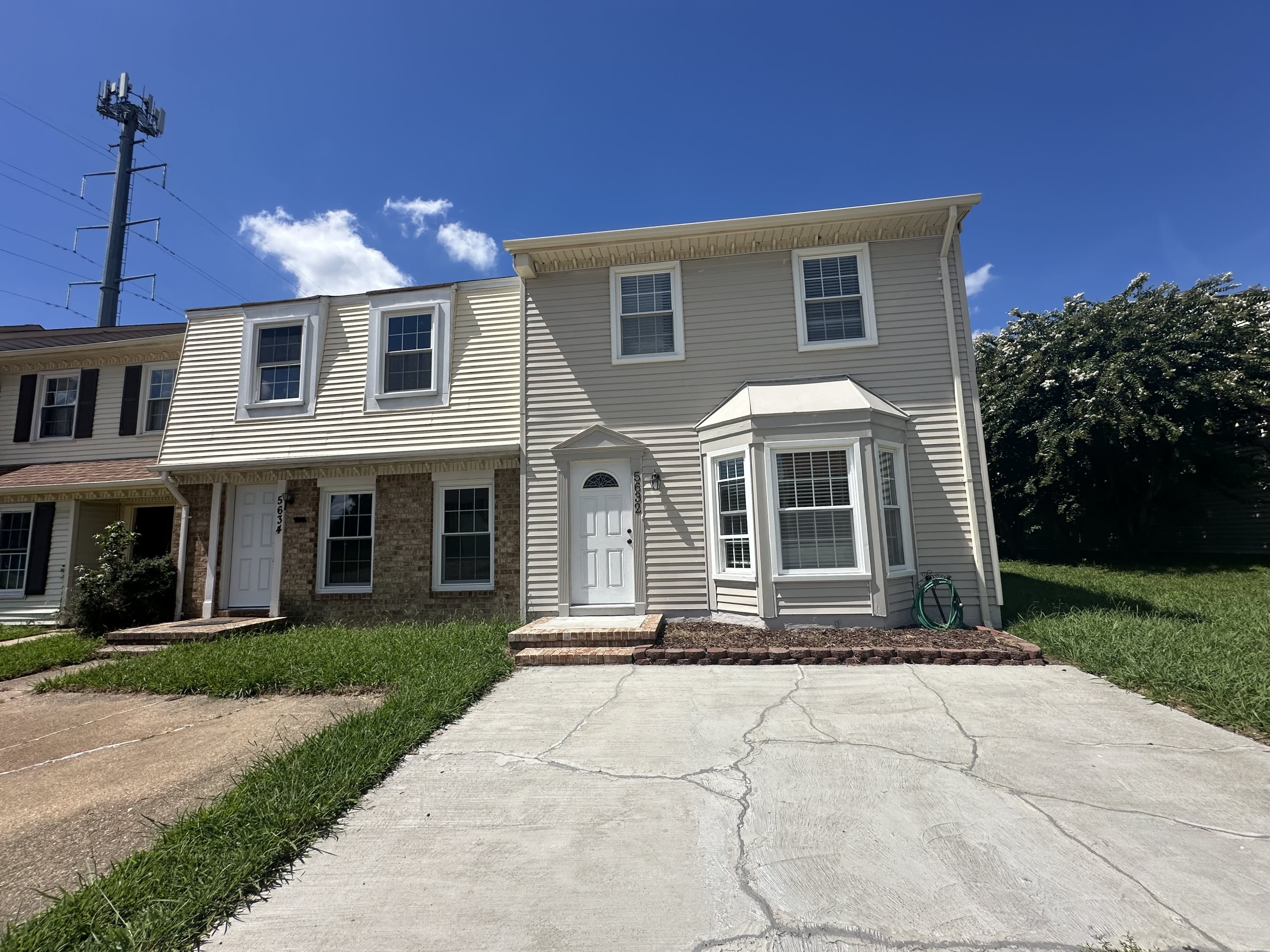 5632 Campus Drive – photo 1
