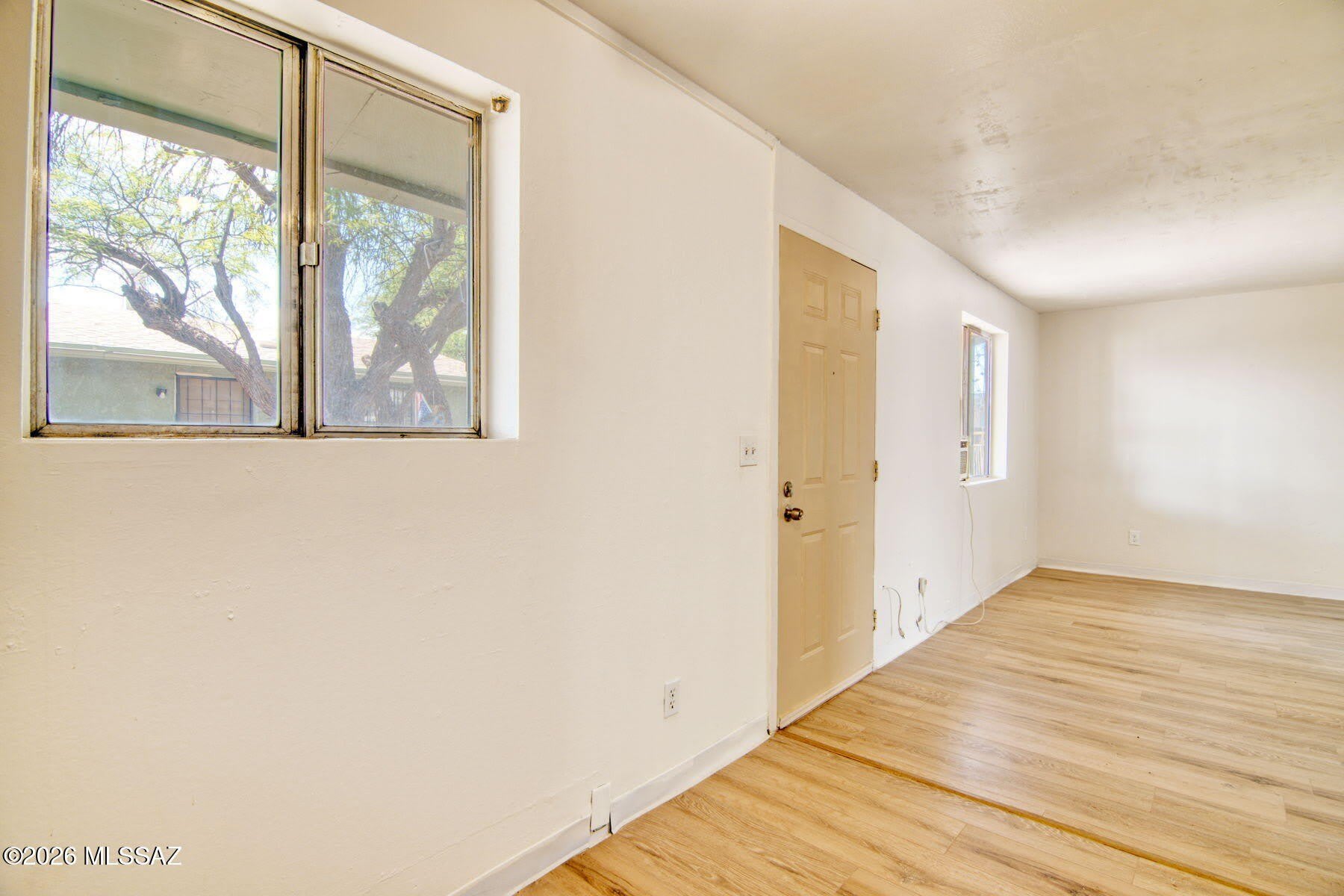 5657 E 28Th Street – photo 2