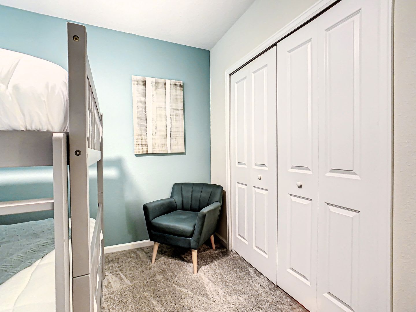 Beautiful 2-Bedroom, 2-Bath Furnished Condo in ChampionsGate Resort – Furniture Optional! – photo 5