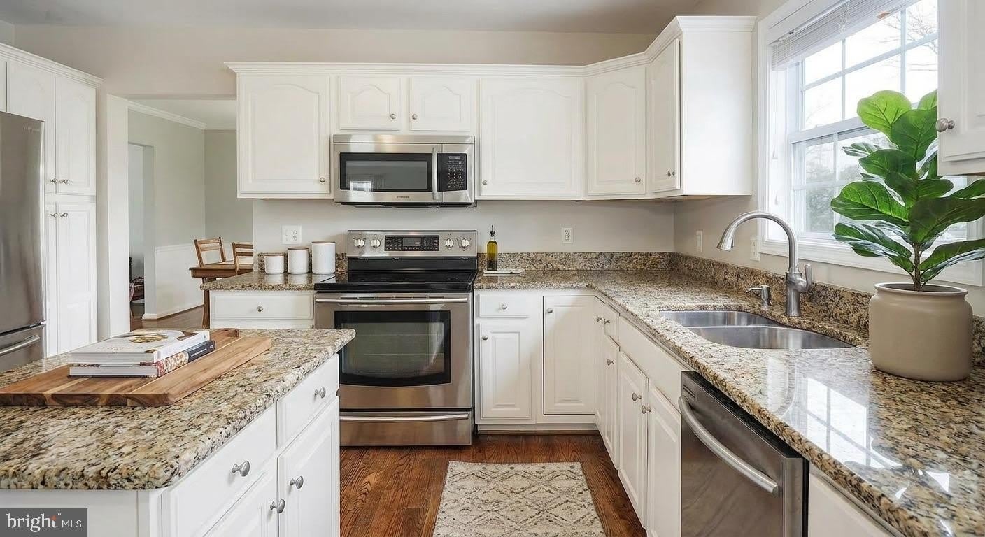 12936 CREWS Court – photo 4