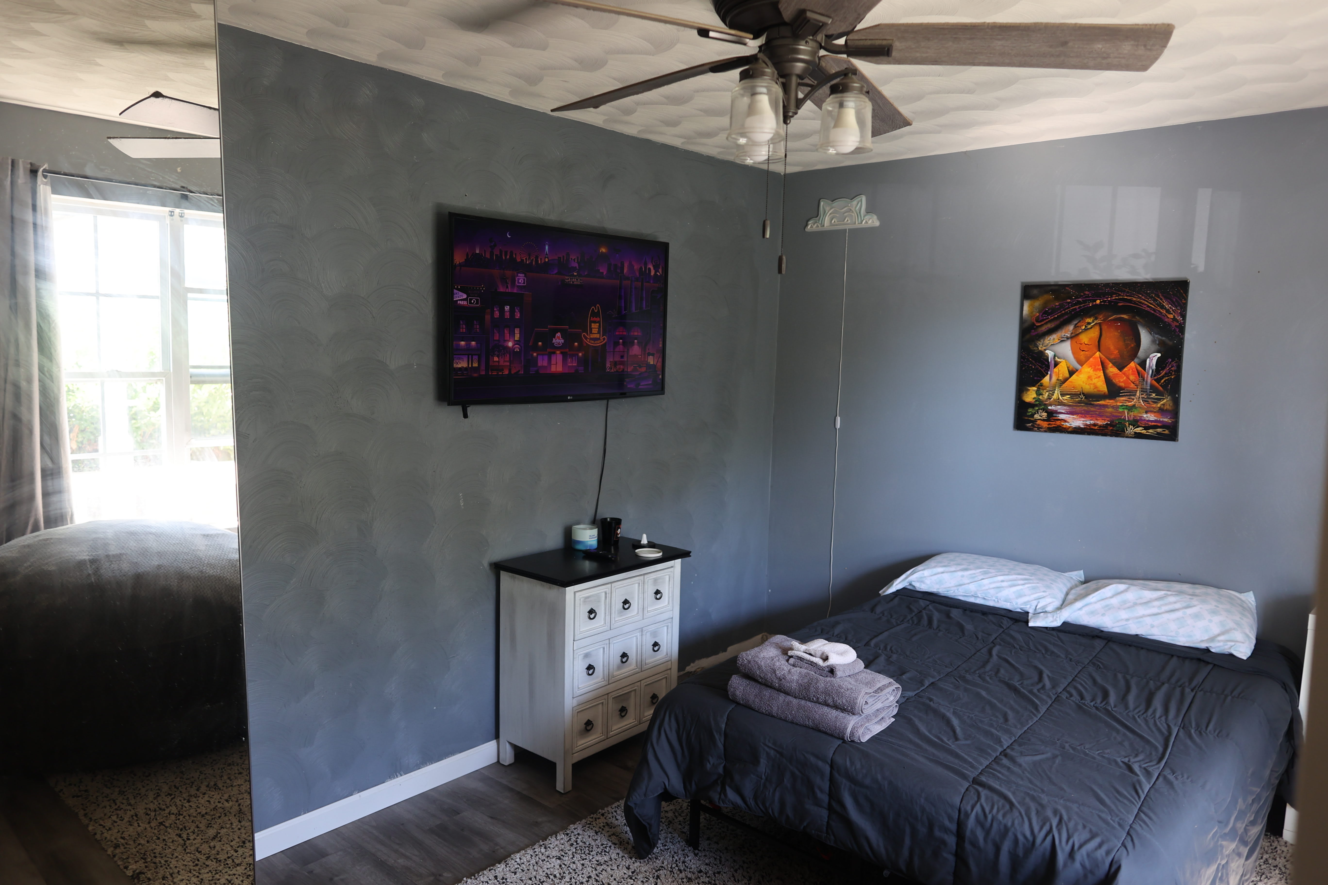 1546 West 42nd Street – photo 5