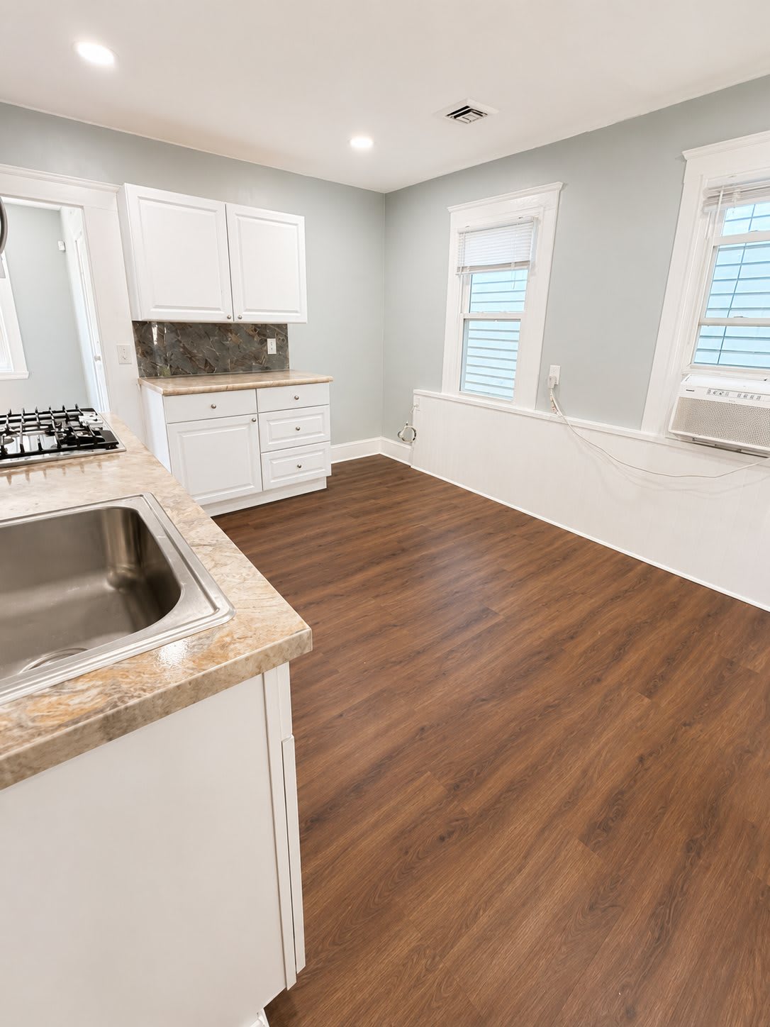 33 W Friendship St – photo 3