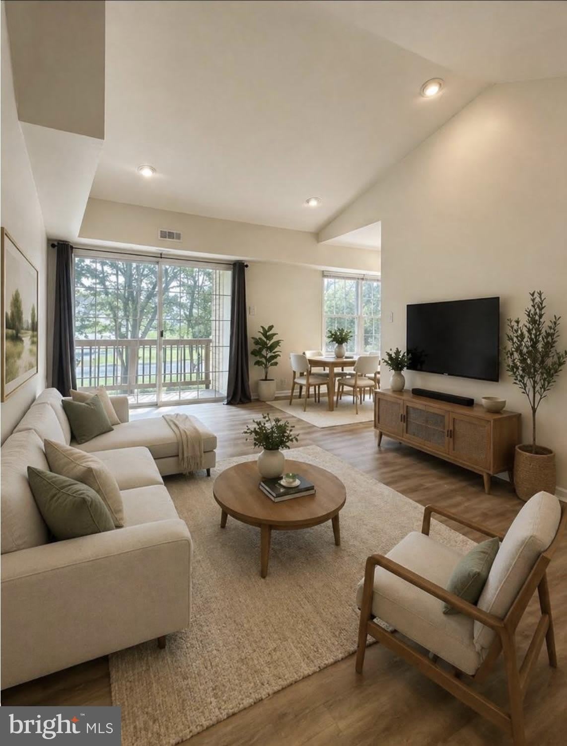 2022 BEACON HILL Drive – photo 2