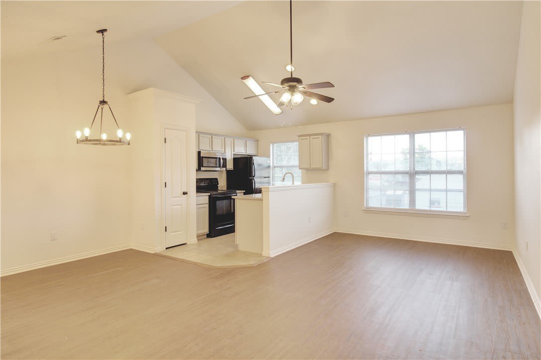 775 W Sandy Beach Lane – photo 3