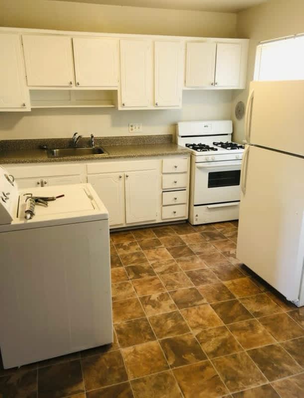 2718 Goolsby Ct – photo 2