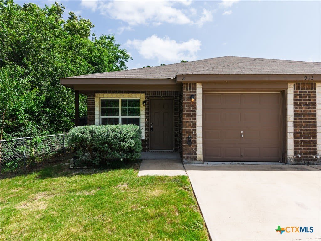 913 Ashwood Drive – photo 3