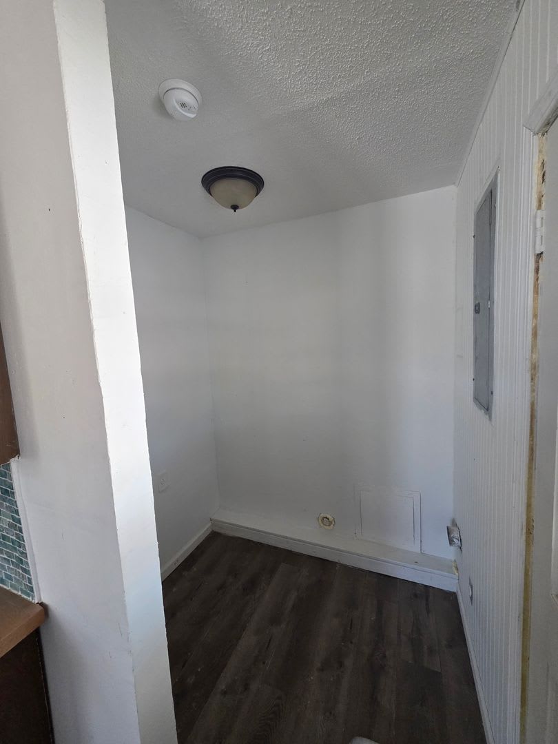 HALF OFF FIRST MONTH'S RENT – photo 5