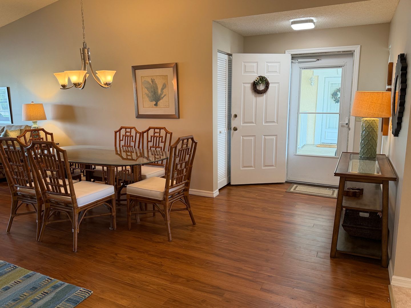 Furnished 2 BR, 2 Bath condo – photo 4