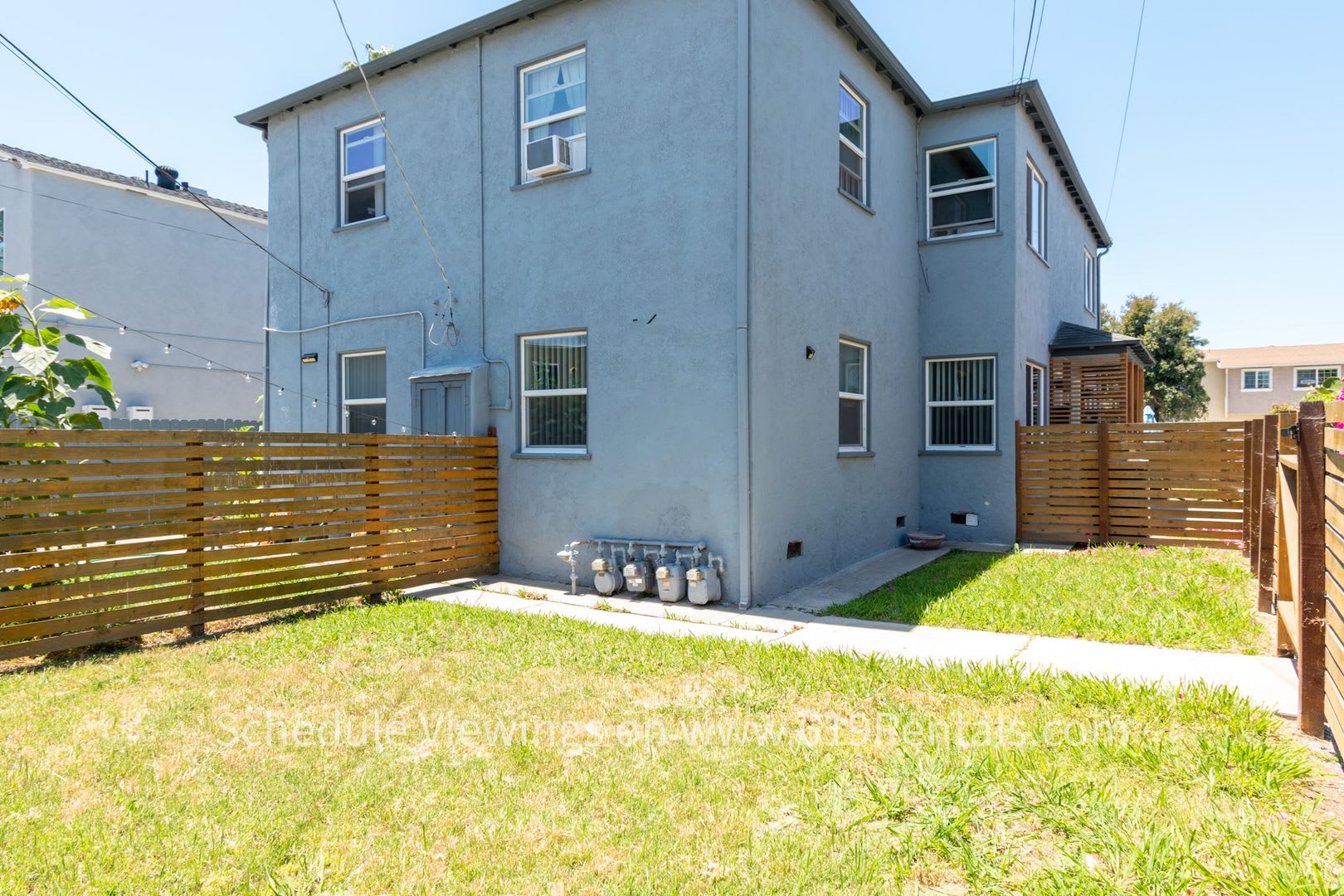 2 Bedroom, 1 Bath with Yard & Washer/Dryer, Pets OK – photo 2