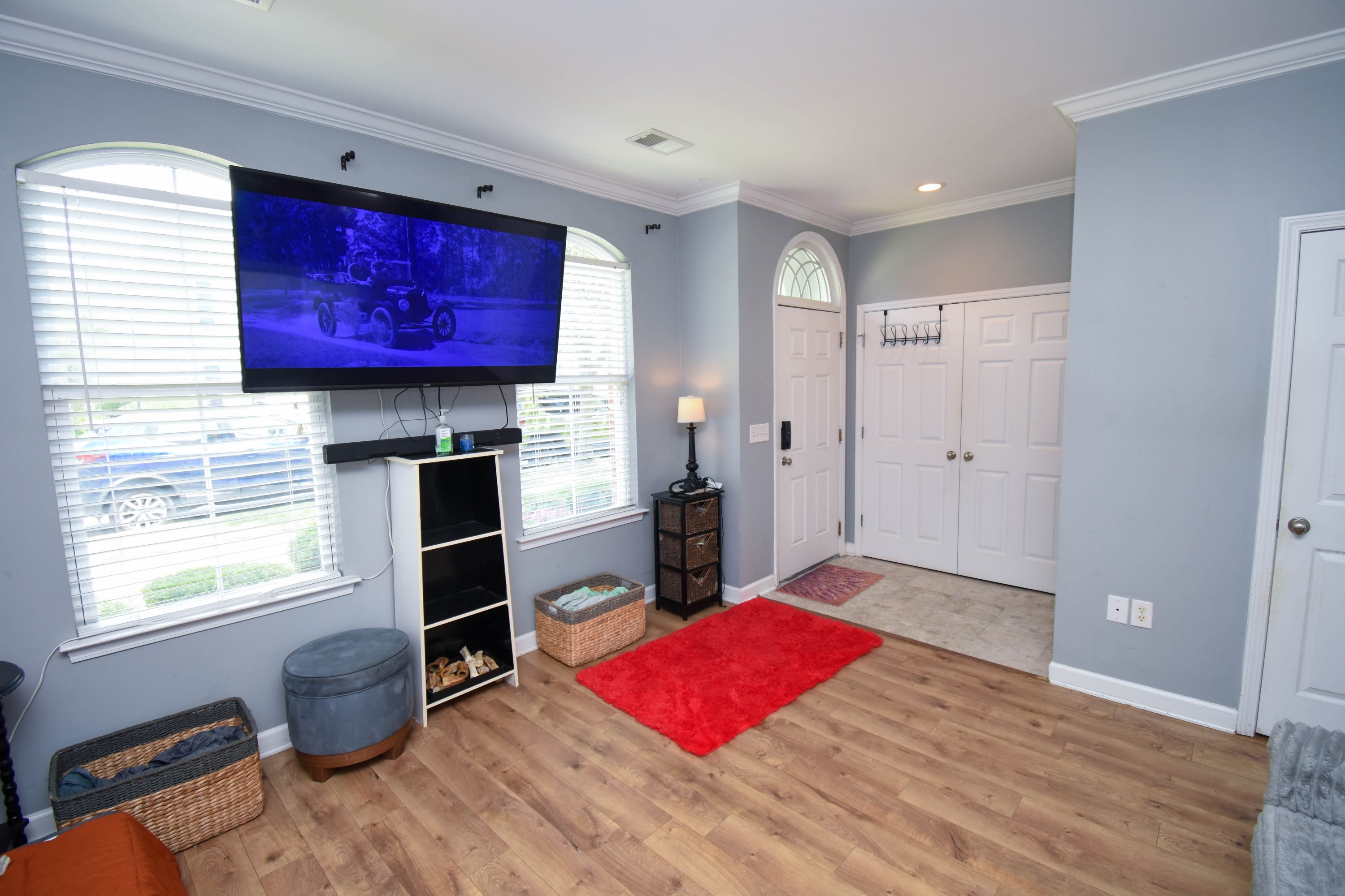 3564 Alexandria Avenue – photo 4