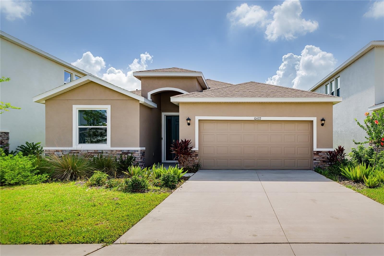 10622 EUSTIS Drive – photo 1