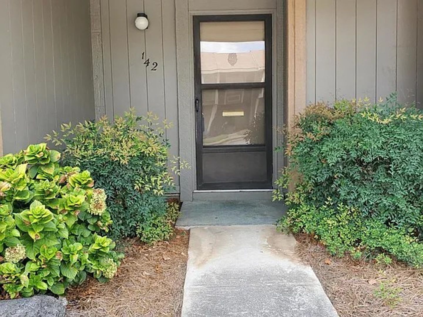 Coming Soon: 3 Bed, 2.5 Bath Condo – photo 2