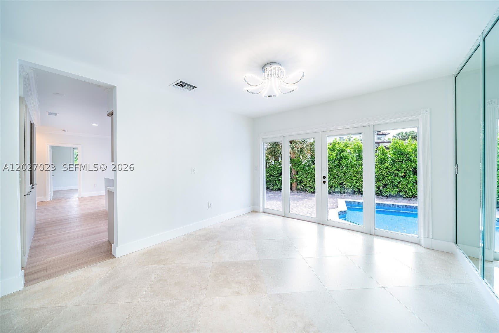 9835 W Broadview Dr – photo 5