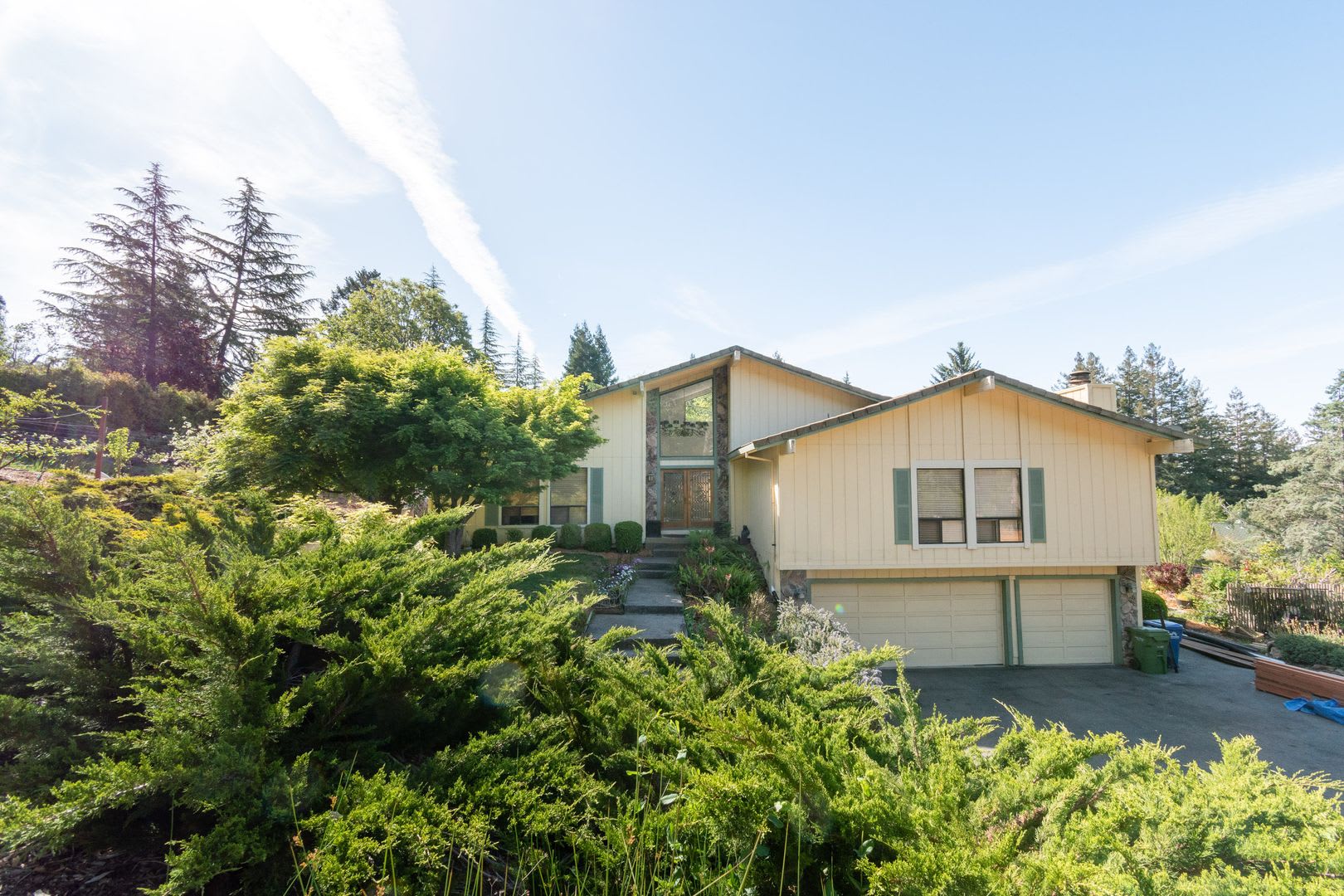 Los Gatos Mountain Living At Its Best Gated 1 Acre Lot Spacious 5 Bedroom House Pool – photo 3
