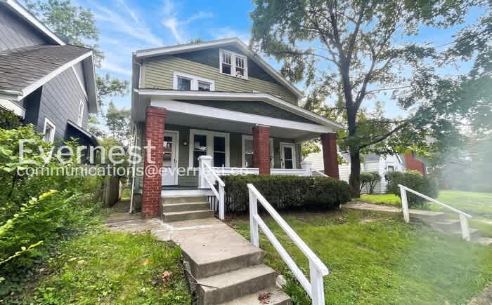 323 Olentangy Street – photo 1