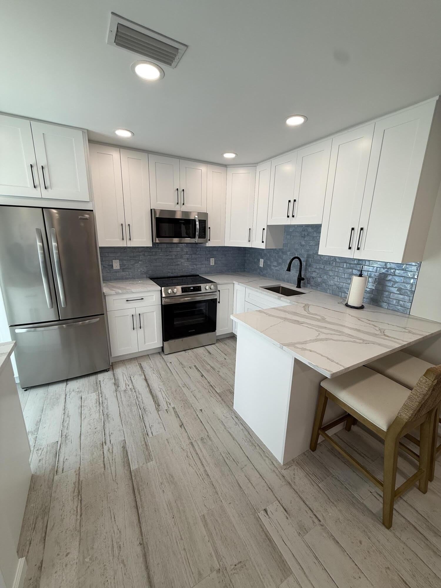370 Wilma Circle – photo 4