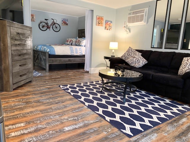 800 Westland Dr Unit 4 – photo 3