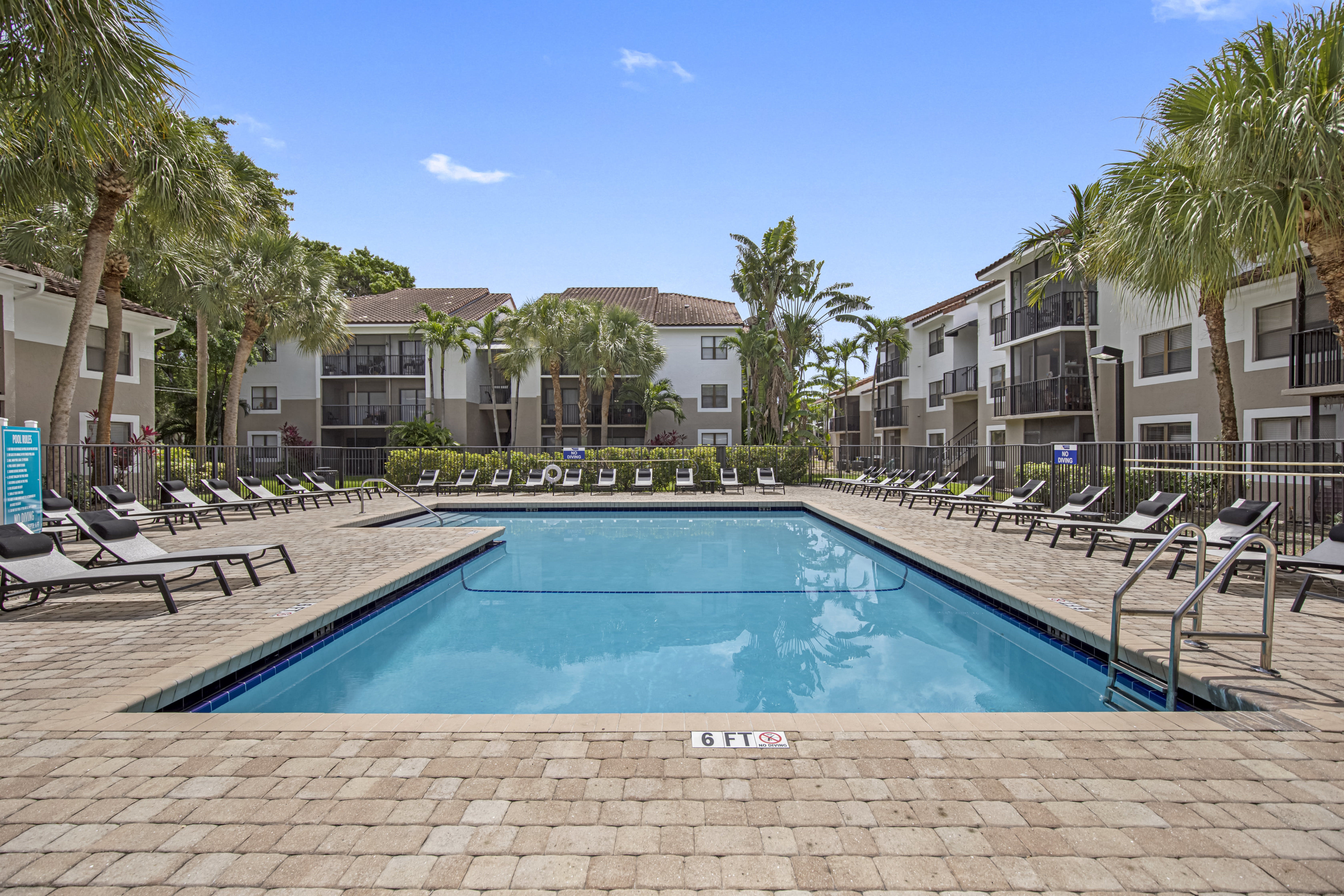 Alvista Hollywood – photo 4