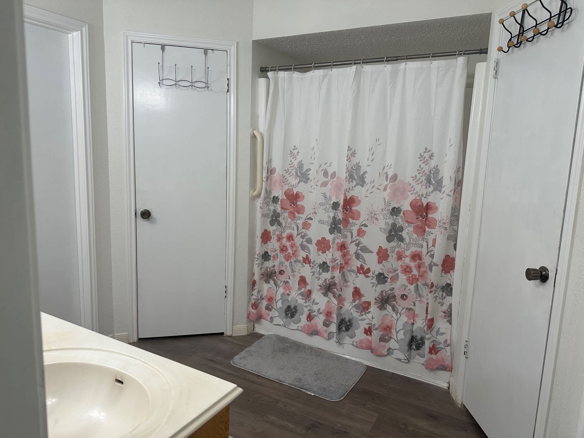 119 Basswood Street – photo 5