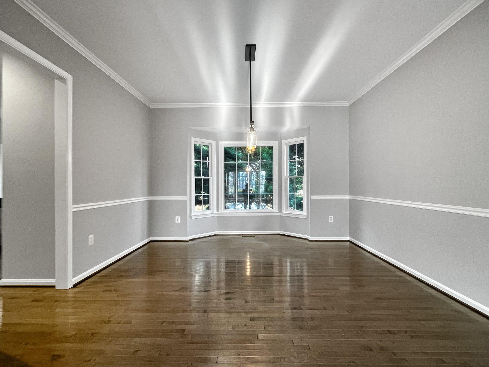 214 W LOCUST Street – photo 5