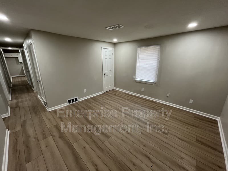 865 Haynes St – photo 4