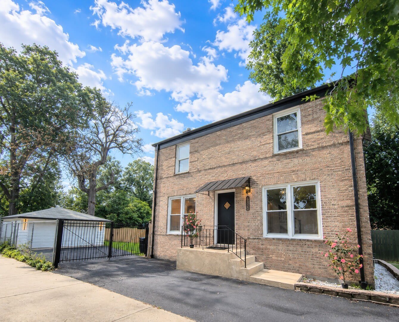 9637 S Wood Street – photo 4