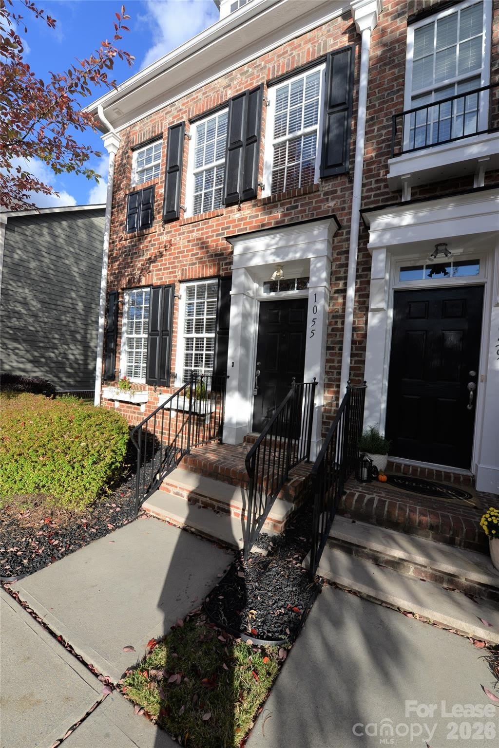 1055 Writers Way – photo 2