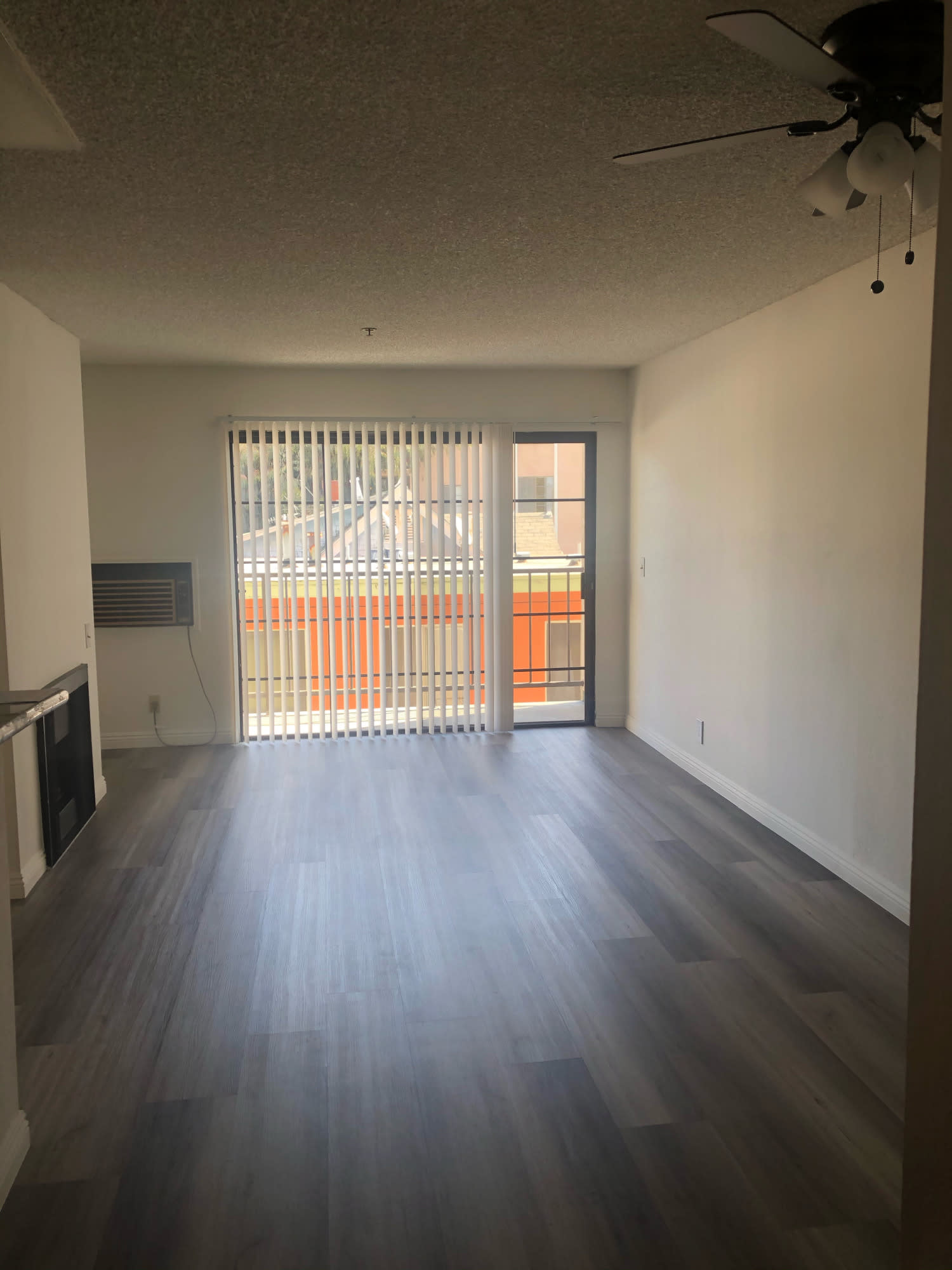 1601 Venice Blvd – photo 3