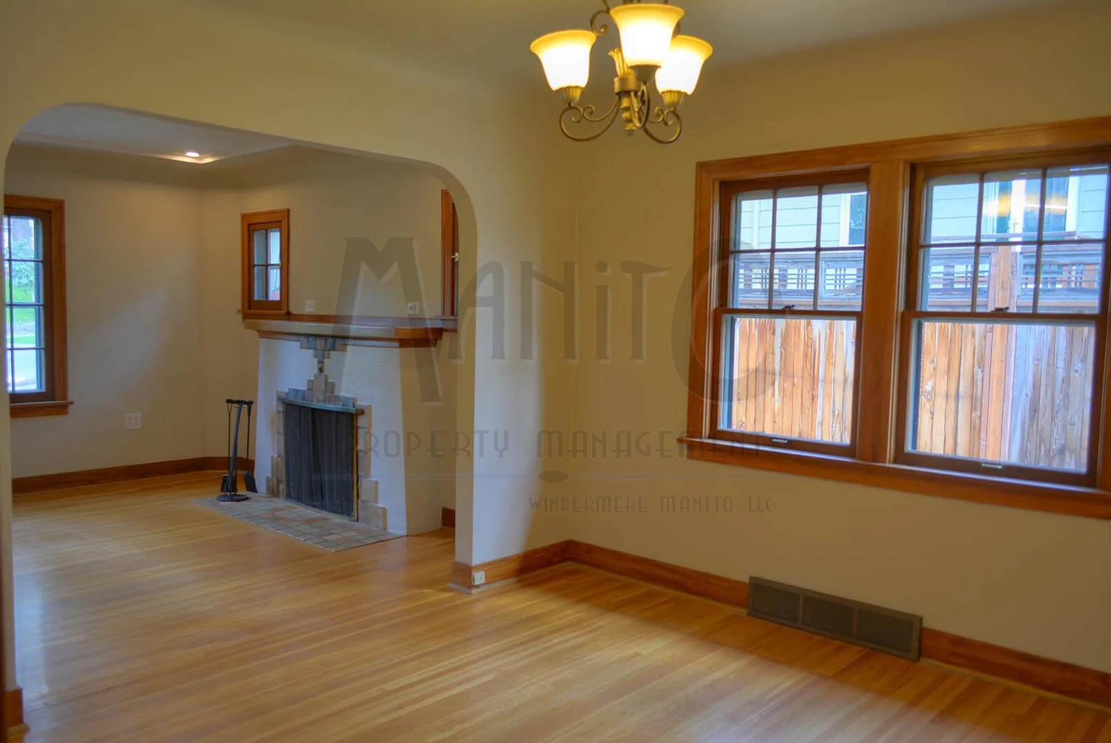 **COMING SOON** Vintage Cliff-Cannon Bungalow – photo 5