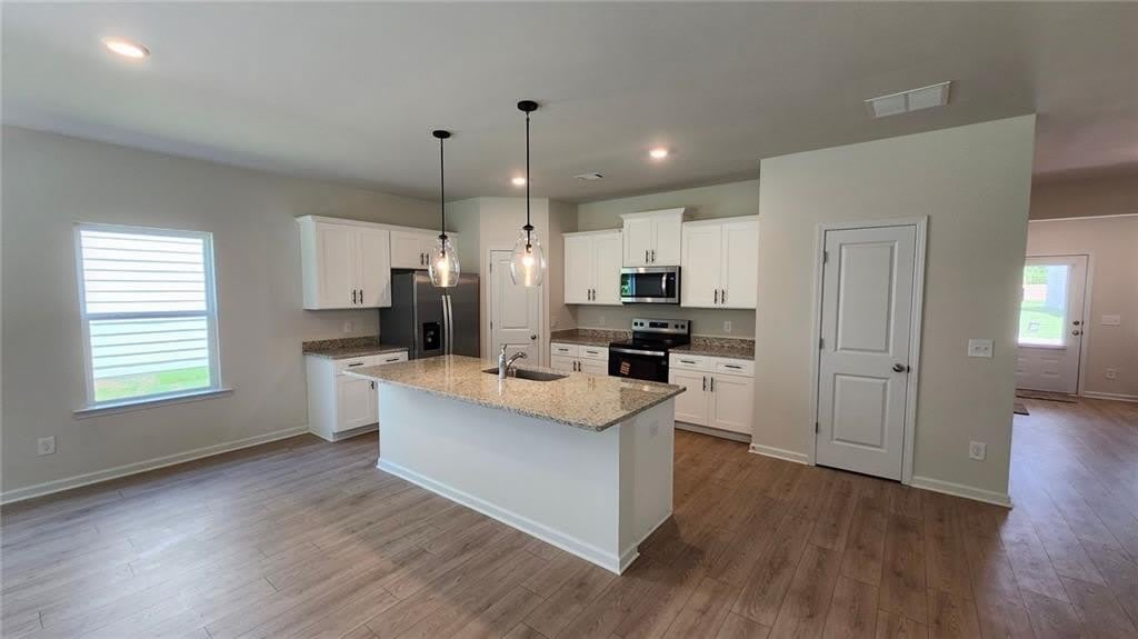 655 Mackenzie Cove – photo 3