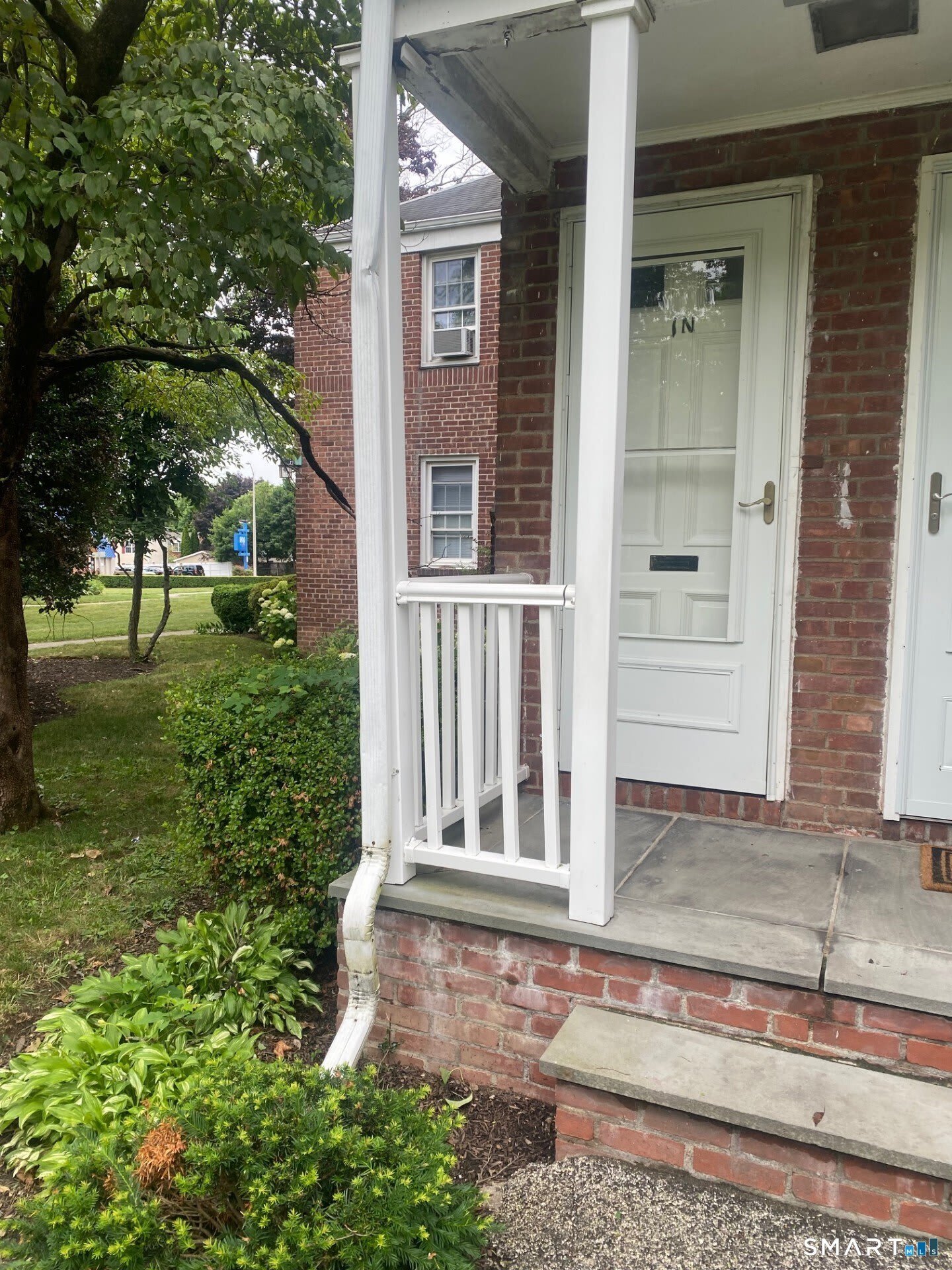 2475 Summer Street – photo 2