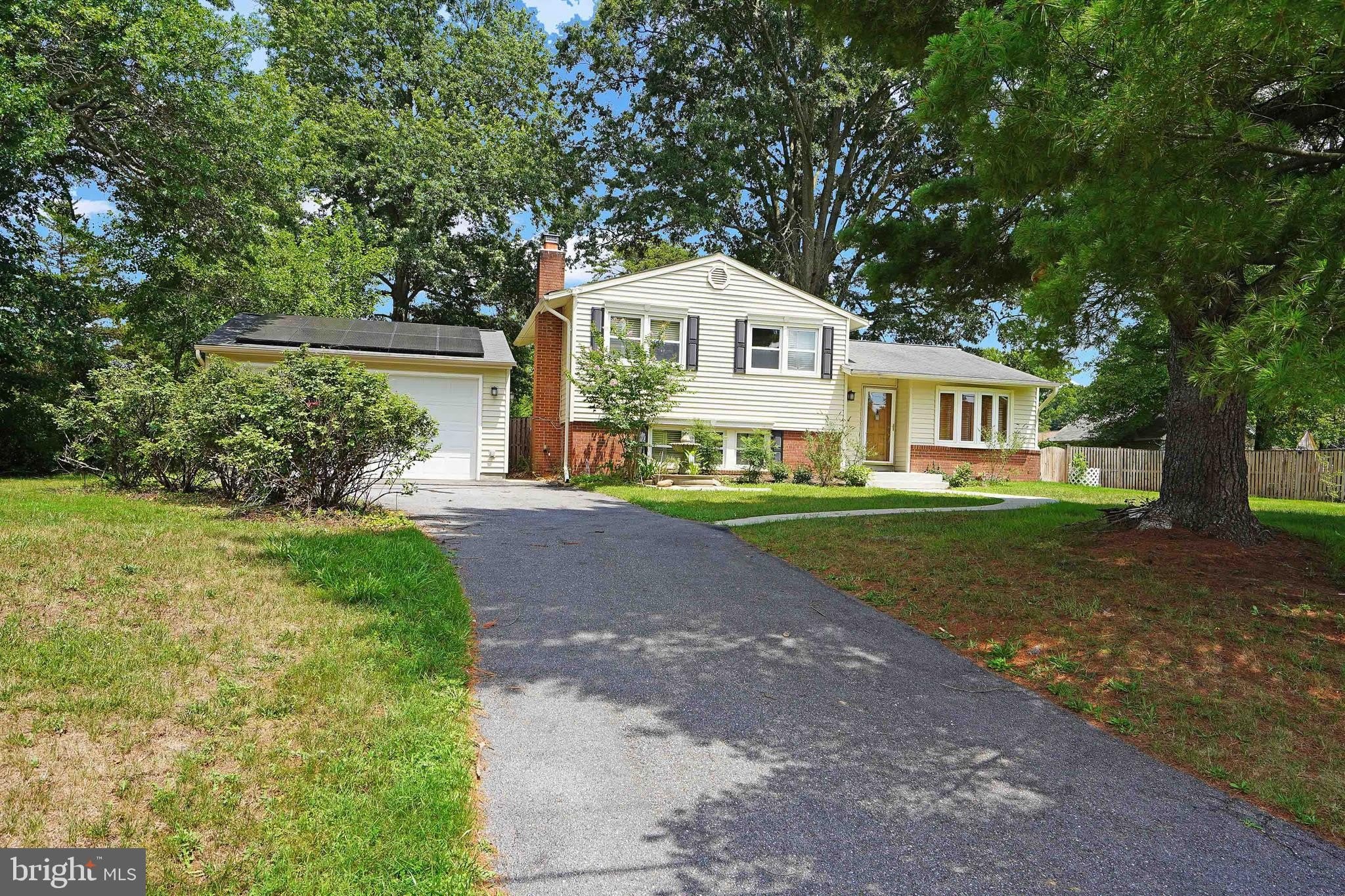 8905 Valley Forge Drive – photo 2